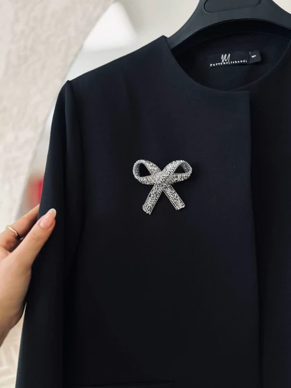 کراپ کت belle