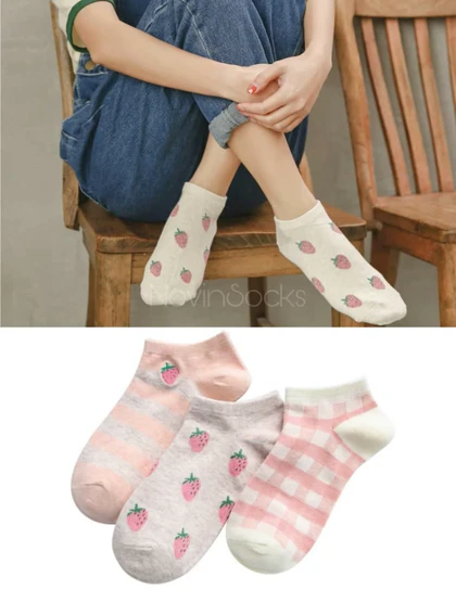 جوراب توت فرنگی صورتی