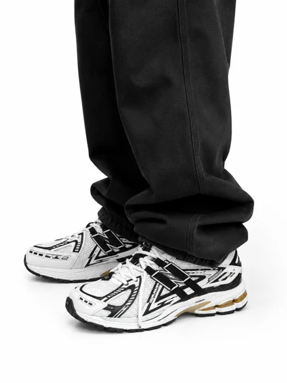 کتانی مردانه نیوبالانس سفید مشکی طلایی New BALANCE 1906