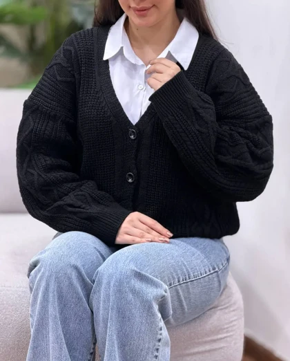 بافت جلو دکمه آرزو