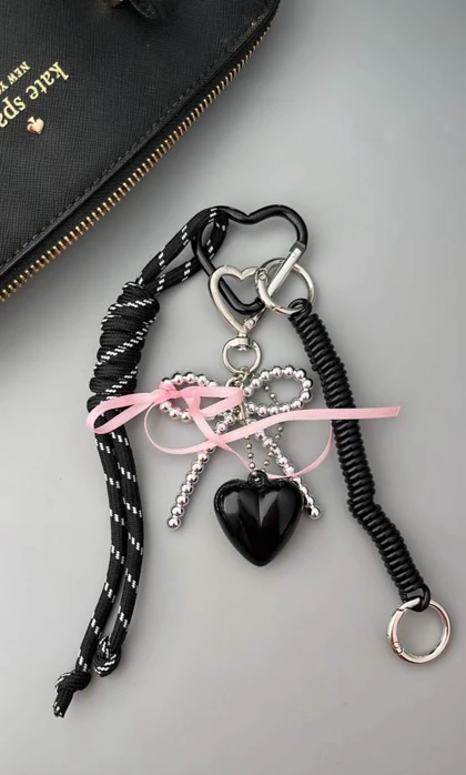 چارم بگ black heart