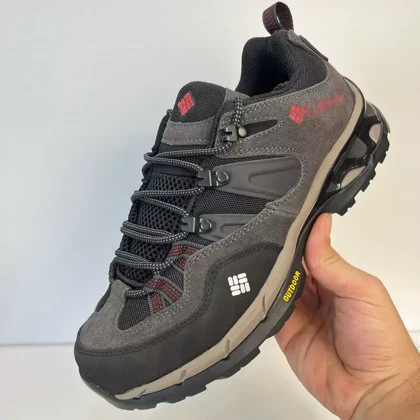 کفش راحتی مردانه کلمبیا با رویه ضدآب و زیره ویبرام مشکی قرمز