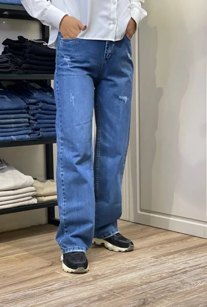 شلوار جین نیم بگ آبی