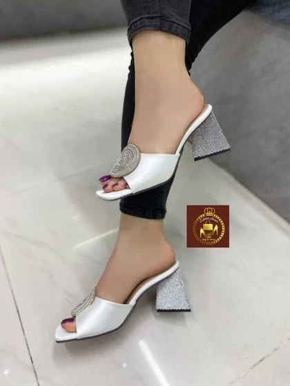 صندل روفرشی نگینی مجلسی زنانه رزا