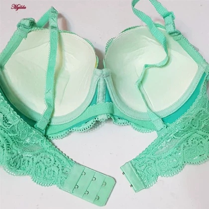 ست شورت و سوتین زنانه لناژنکن مدل اسفنجی فنردار 5741-303