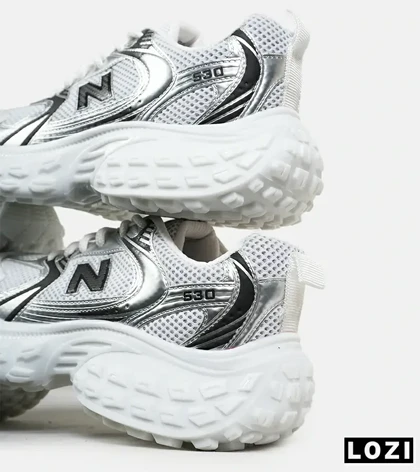 کفش کتانی مردانه و زنانه سفید طوسی مشکی NEW BALANCE 530 V02