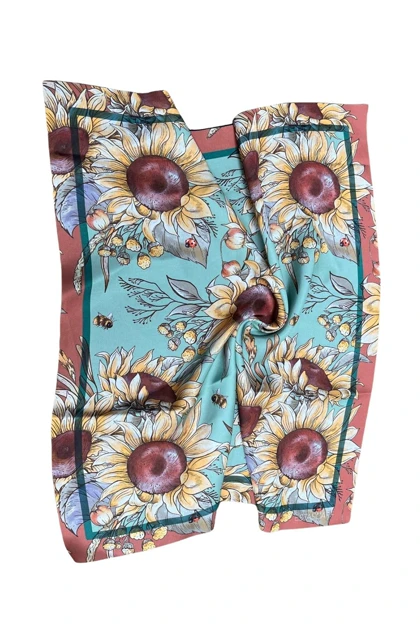 شال و روسری زنانه tarzinisec tarzinisec