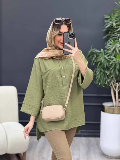 مانتو یقه سه دکمه جلو بسته