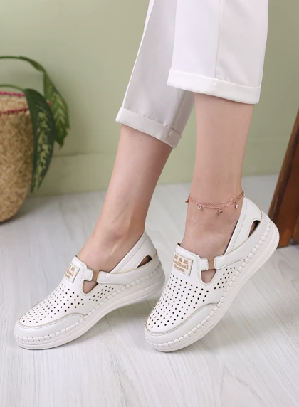 کفش پرسنلی زنانه ساحل