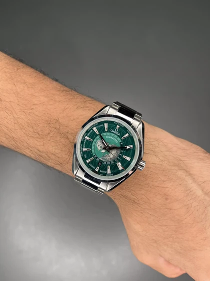 ساعت مچی امگا سیمستر جهان نما صفحه سبز Omega Seamaster Worldtimer