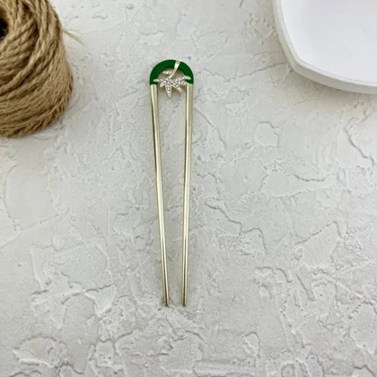 کانزاشی مو زنانه فلزی مدل جادوین طرح سنجاقک کریستالی با نگین سبز