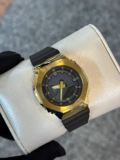 ساعت جی شاک زنانه 2100 طلایی