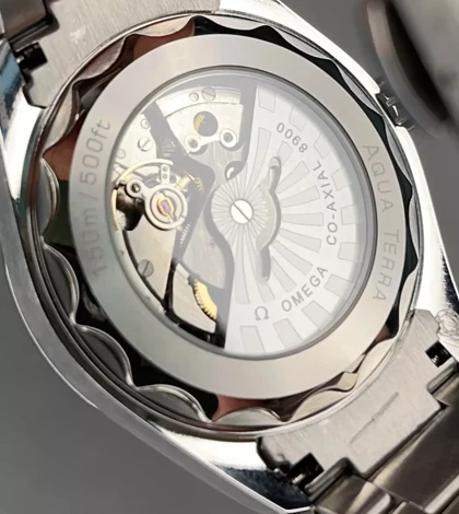 ساعت مچی امگا سیمستر جهان نما سیلور صفحه سفید Omega Seamaster Worldtimer