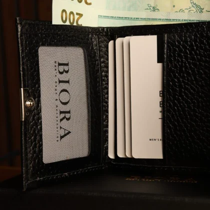 جاکارتی و کیف پول مردانه بیورا مدل Kpk51