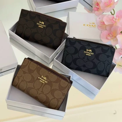 کیف پول زنانه کوچ Coach