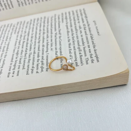 انگشتر زنانه طرح مروارید و نگین