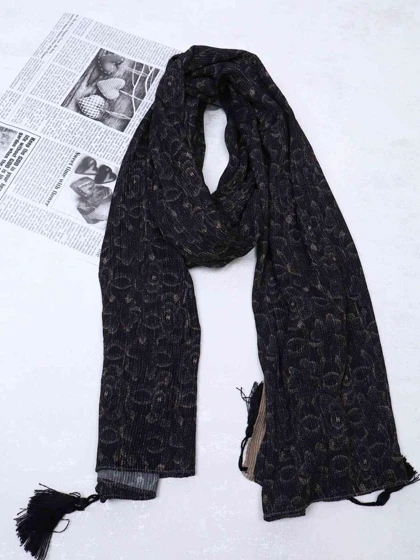 شال نخی طرح گل مدل ژینا کد 248