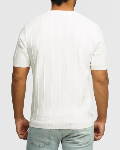 تیشرت طرح دار