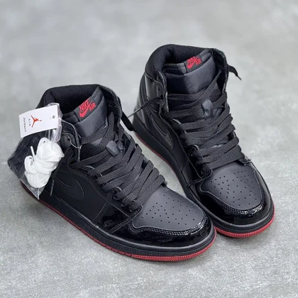 کفش نایک ایر جردن وان ساق‌دار ورنی بلکند Nike Air Jordan 1 High Patent Blackend