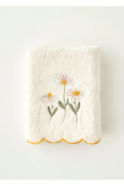 حوله صورت Bella Maison مدل Daisy Scallop پنبه‌ای - بژ
