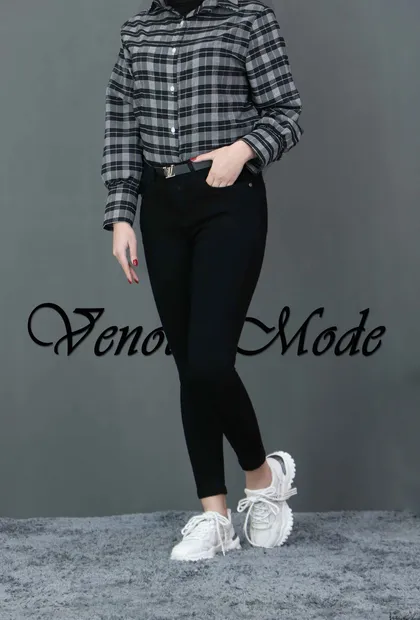 شلوار جین مشکی کم زاپ