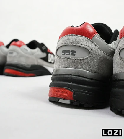 کفش کتانی طوسی مشکی قرمز Newbalance 992