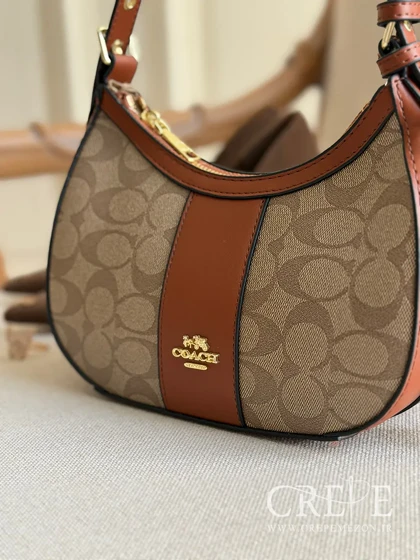 کیف هلالی طرح کوچ