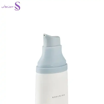 کرم ضد آفتاب بی‌رنگ سنتلا مدل Hyalu-Cica با SPF 50 حجم 100 میلی‌لیتر