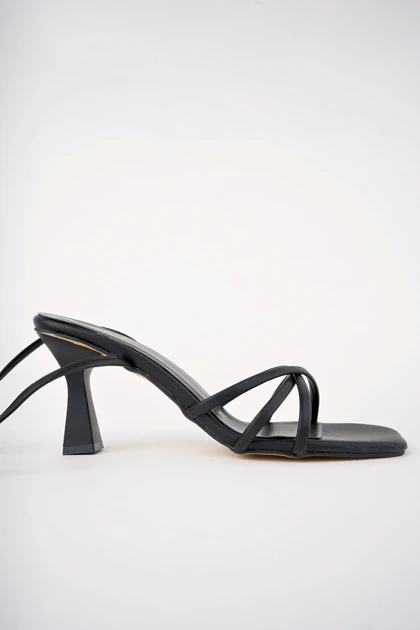 کفش پاشنه‌بلند کلاسیک زنانه اورجینال میرانین meyranin-ayakkabilari