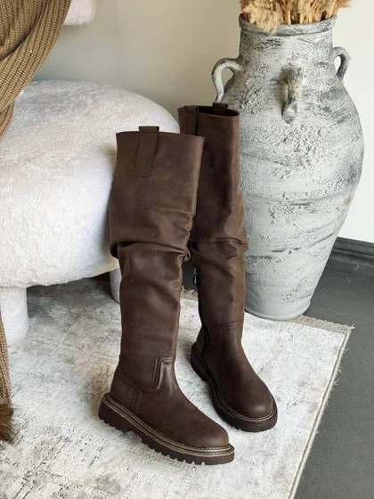 چکمه بلند چروک