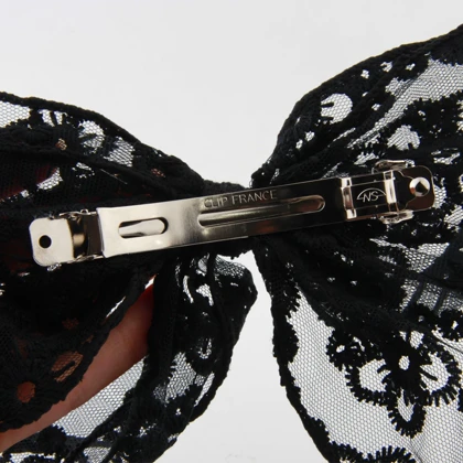 گیره مو زنانه مدل پاپیونی گل‌دار