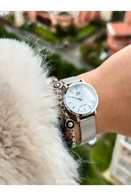 ساعت زنانه q-q