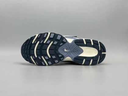 کتانی نایکی وی5 کی رانر سیلور جین/Nike V5K