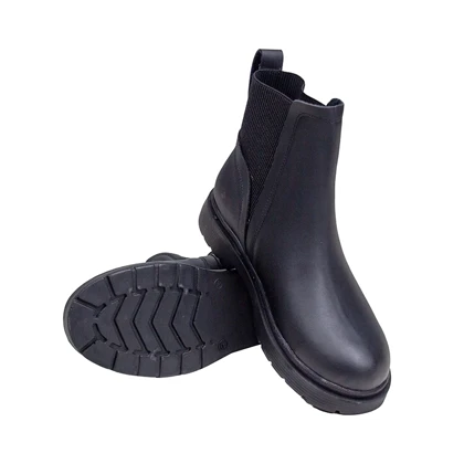 نیم بوت پشت کش مشکی کد 557