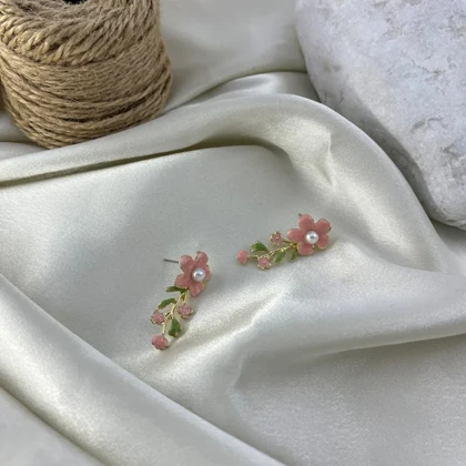 گوشواره زنانه آویز گل مدل میناکاری