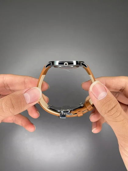 ساعت مچی موادو چرمی قهوه ای صفحه سفید Movado