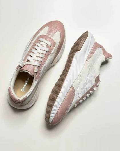 کفش راحتی زنانه استرادیواریوس مدل Stradivarius Sneakers - SKB20