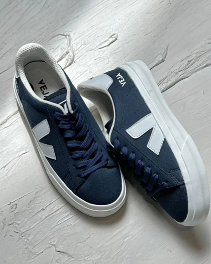 ونس VEJA سرمه ای کد 1200135