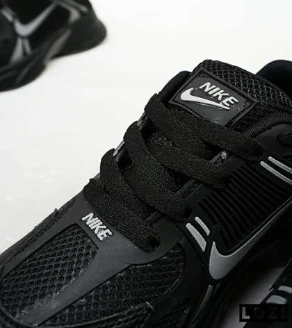 کفش کتانی مردانه و زنانه مشکی NIKE vaporfly 3 black