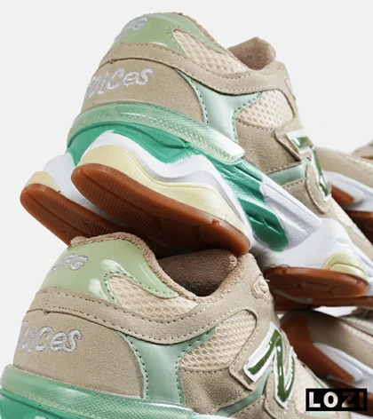 کفش کتانی مردانه و زنانه کرم گلبهی سبز NEW BALANCE 9060 مدل 7285