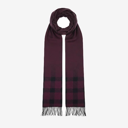 شال گردن طرح چهارخانه دورو ریشه‌دار