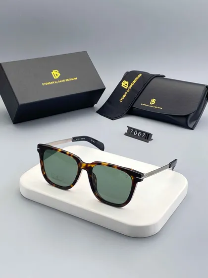 عینک آفتابی دیوید بکهام مدل DB7067