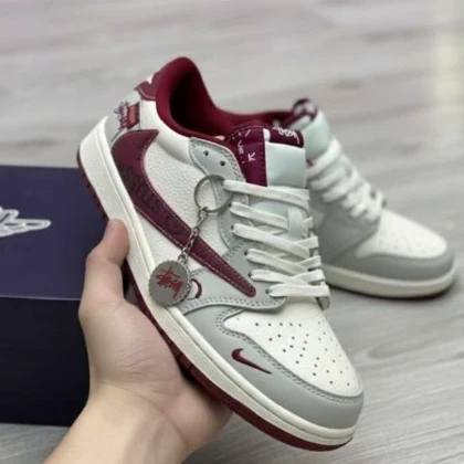 کتانی نایک ترویس STUSSY