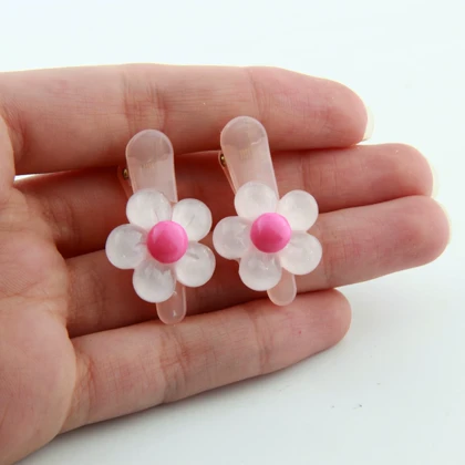 گیره مو دخترانه طرح گلی