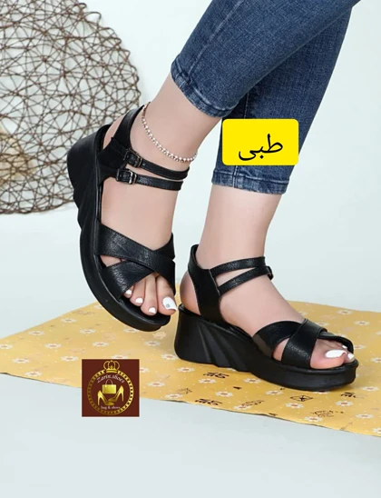 صندل طبی لژدار تابستانی زنانه رزی چرم سوگو