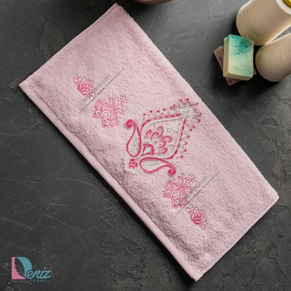 حوله دستی سرمه دوزی داماس رنگ صورتی