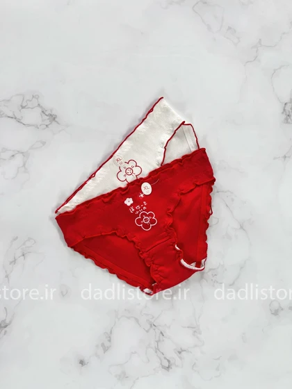 شورت نخ پنبه عروسکی طرح قرمز سفید نوشته چینی