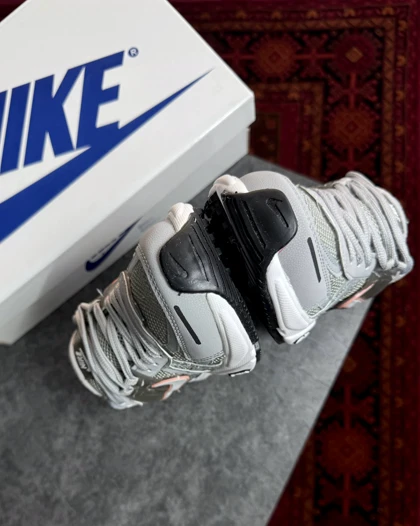 کتانی نایک مدل v2k