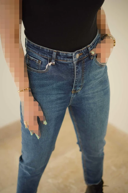 شلوار جین مام فیت M02