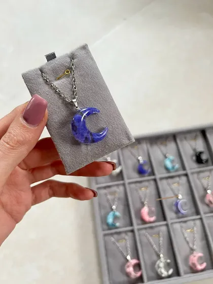 گردنبند ماه شب تاب
